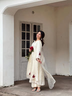 Noor-e-Gul Embroidered Off-White Kurta Set