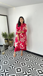 Red Aster Floral Kurta and Pants Set for Women