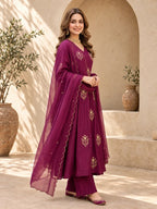 Women Embroidered Anarkali Suit Set with Scalloped Dupatta