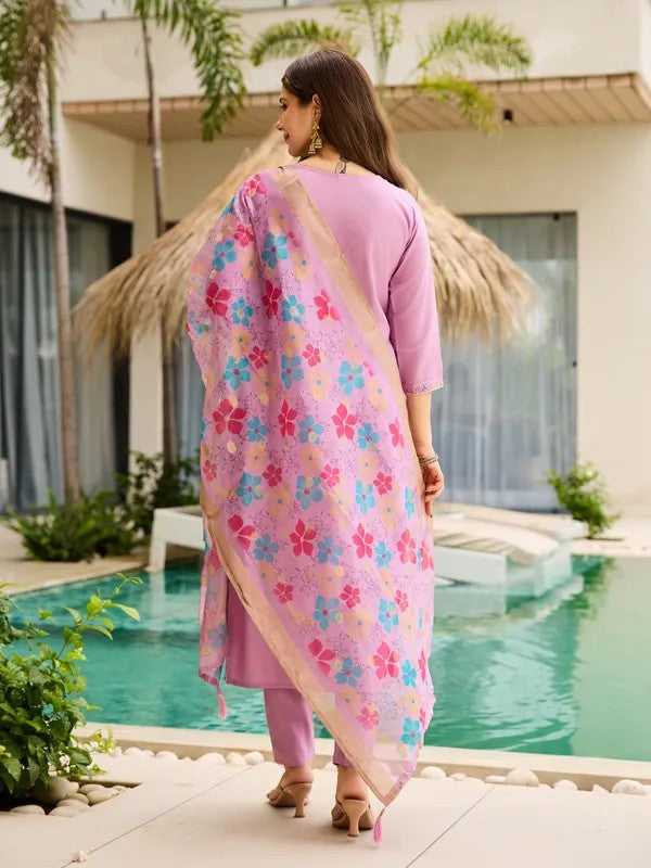 Lavender Embroidered Ethnic Kurta Suit Set | Women 3-Piece Ethnic Wear