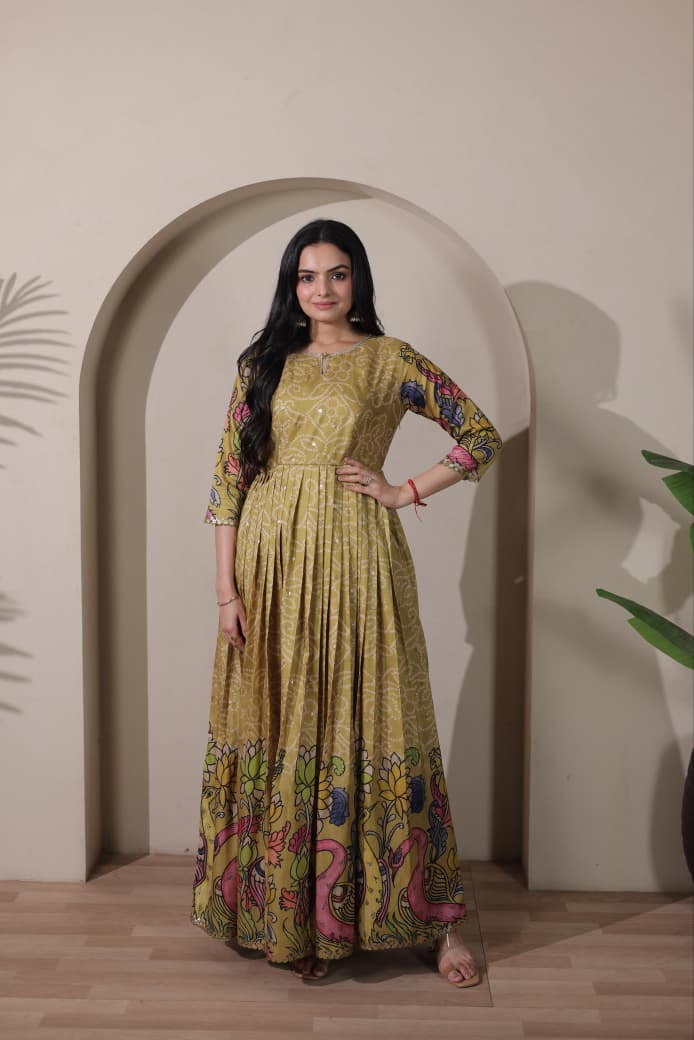 Women Tussar Silk Kalamkari Bandhani Pattern Gown