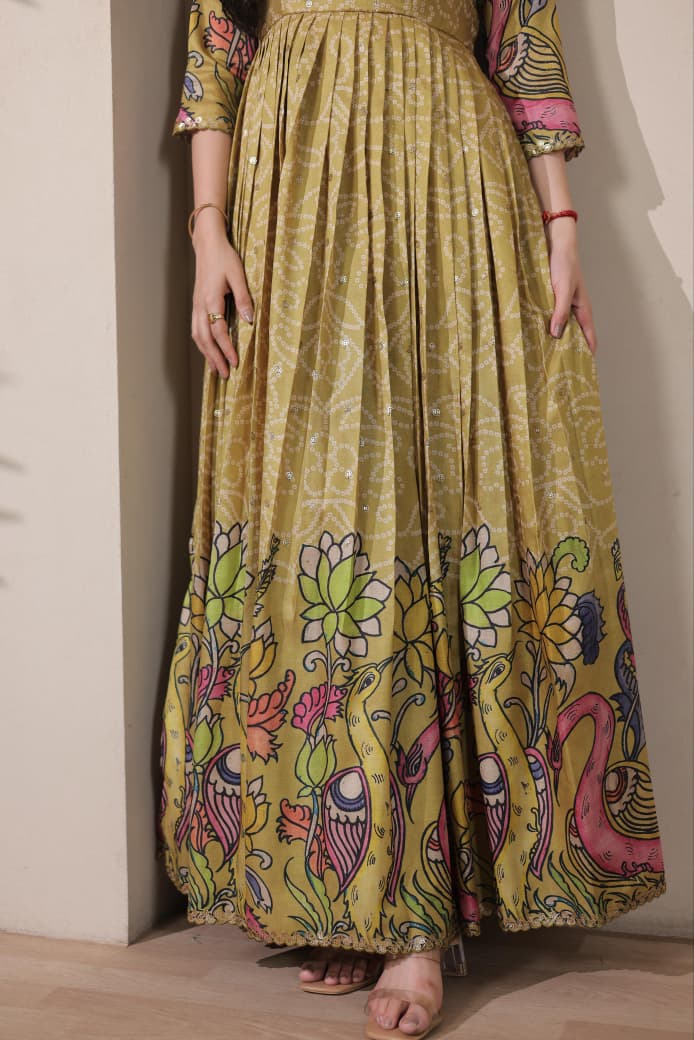 Women Tussar Silk Kalamkari Bandhani Pattern Gown